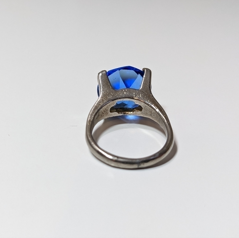 Blue Sapphire Silver Cocktail Ring - Picture 3 of 7